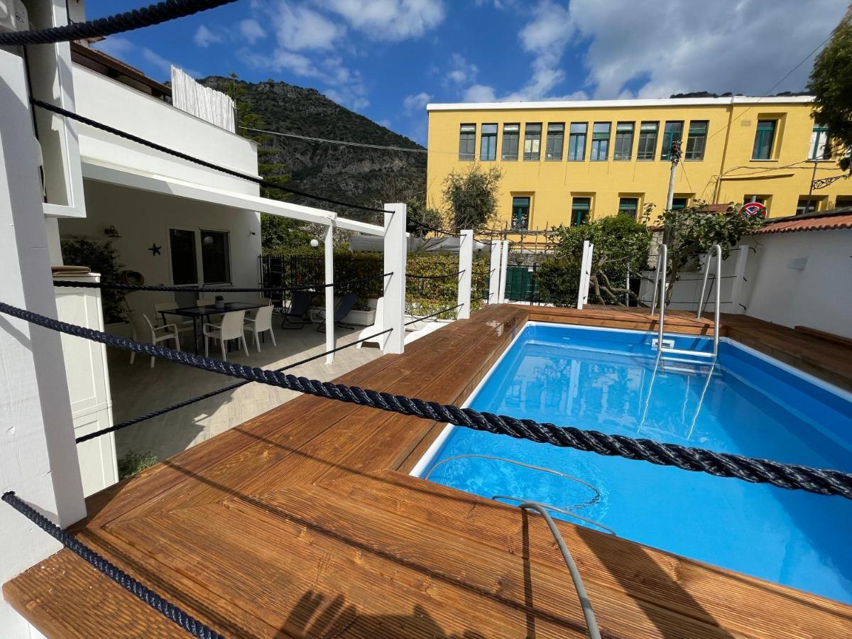 Villa Spring Apartments Meta Eksteriør billede