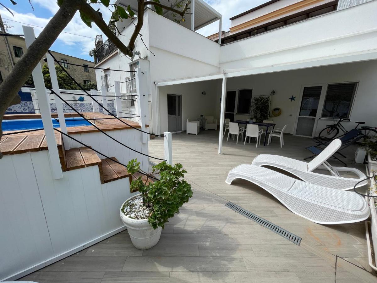 Villa Spring Apartments Meta Eksteriør billede